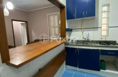 Apartamento com 3 quartos à venda na rua comendador azevedo, 497, floresta, porto alegre, 67 m2 por r$ 300.000