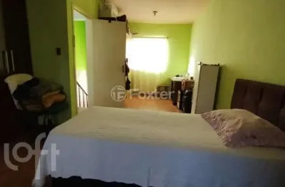 Casa com 2 quartos à venda na rua doutor rodrigues alves, 163, chácara das pedras, porto alegre, 201 m2 por r$ 800.000