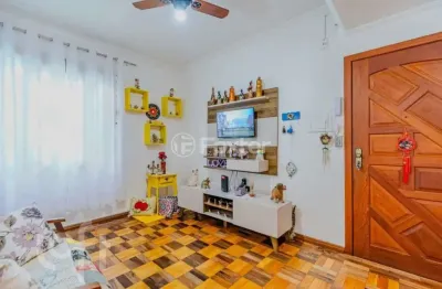 Apartamento com 2 quartos à venda na Avenida Clemenciano Barnasque, 82, Teresópolis, Porto Alegre, 53 m2 por R$ 200.000