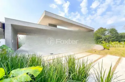 Casa em condomínio fechado com 5 quartos à venda na Avenida Juca Batista, 8000, Chapéu do Sol, Porto Alegre, 389 m2 por R$ 4.100.000