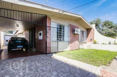 Casa com 3 quartos à venda na avenida brino, 409, santa maria goretti, porto alegre, 140 m2 por r$ 589.000