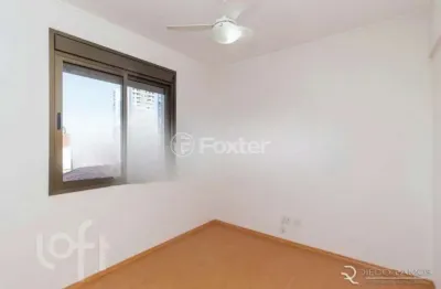 Apartamento com 2 quartos à venda na rua general caldwell, 670, menino deus, porto alegre, 74 m2 por r$ 720.000