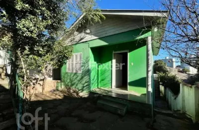 Casa com 2 quartos à venda na rua artur azevedo, 249, partenon, porto alegre, 91 m2 por r$ 259.800