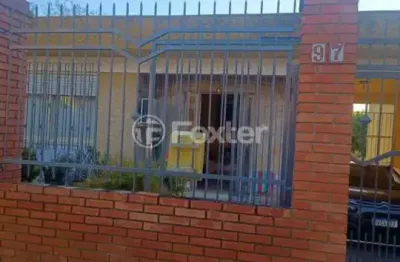 Casa com 3 quartos à venda na rua doutor huet bacellar, 97, jardim itu sabará, porto alegre, 211 m2 por r$ 699.000