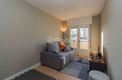 Apartamento com 1 quarto à venda na rua gaston englert, 280, vila ipiranga, porto alegre, 46 m2 por r$ 320.000