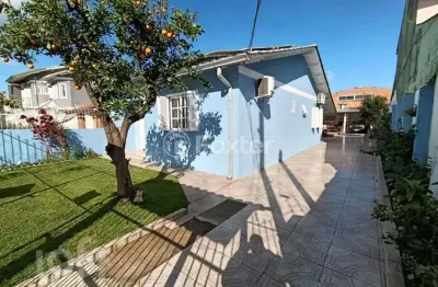 Casa com 2 quartos à venda na rua distrito federal, 166, mathias velho, canoas, 137 m2 por r$ 650.000