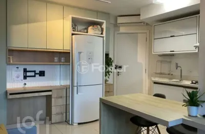 Apartamento com 2 quartos à venda na rua general estilac leal, 75, coqueiros, florianópolis, 57 m2 por r$ 780.000