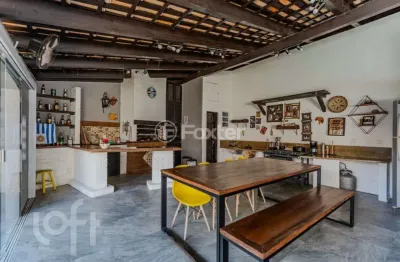 Casa com 3 quartos à venda na rua benjamim moresco, 135, ipanema, porto alegre, 356 m2 por r$ 1.350.000
