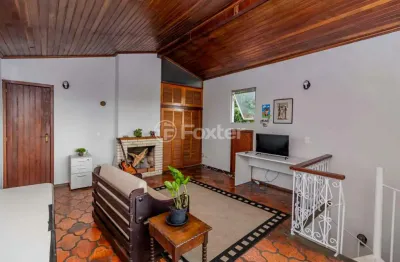 Casa com 3 quartos à venda na rua dos guananas, 344, espírito santo, porto alegre, 308 m2 por r$ 535.000