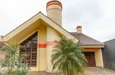 Casa com 4 quartos à venda na rua primeiro de maio, 856, niterói, canoas, 330 m2 por r$ 1.615.000