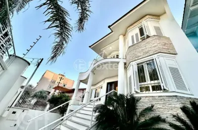 Casa com 3 quartos à venda na rua santini longoni, 270, marechal rondon, canoas, 298 m2 por r$ 1.490.000