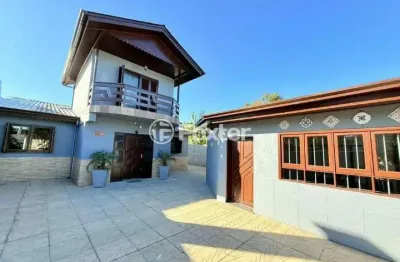Casa com 3 quartos à venda na rua veneza, 1199, berto círio, nova santa rita, 270 m2 por r$ 950.000