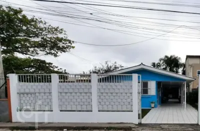 Casa com 2 quartos à venda na rua ruth pereira, 400, ingleses do rio vermelho, florianópolis, 105 m2 por r$ 800.000