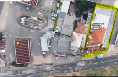Casa com 2 quartos à venda na avenida protásio alves, 7600, petrópolis, porto alegre, 366 m2 por r$ 890.000