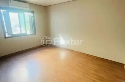 Casa em condomínio fechado com 3 quartos à venda na rua são leopoldo, 80, vila jardim, porto alegre, 221 m2 por r$ 690.000