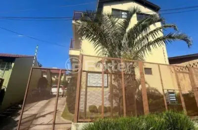 Casa em condomínio fechado com 3 quartos à venda na rua são leopoldo, 80, vila jardim, porto alegre, 221 m2 por r$ 619.900