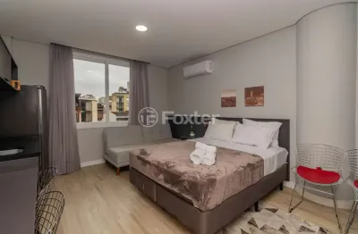 Kitnet / stúdio à venda na rua senhor dos passos, 154, centro histórico, porto alegre, 26 m2 por r$ 320.000