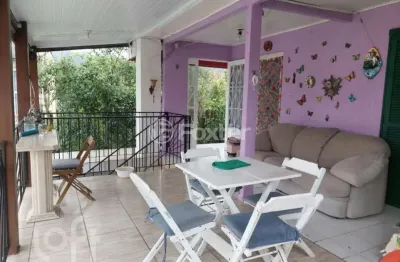 Casa com 2 quartos à venda na estrada afonso lourenço mariante, 2006, belém velho, porto alegre, 110 m2 por r$ 220.000