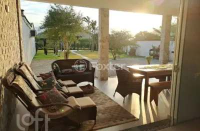 Casa com 2 quartos à venda na rua enedino joão martins, 61, passagem de maciambú (ens brito), palhoça, 277 m2 por r$ 1.200.000