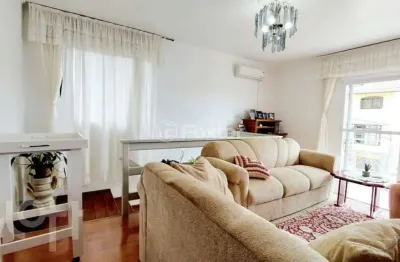 Casa com 4 quartos à venda na rua angelo fortunato dalle molle, 300, planalto, caxias do sul, 180 m2 por r$ 650.000