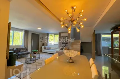 Casa com 3 quartos à venda na rua acelon eduardo da silva, 396, córrego grande, florianópolis, 178 m2 por r$ 2.300.000