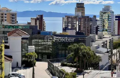 Kitnet / stúdio à venda na rua ângelo la porta, 123, centro, florianópolis, 66 m2 por r$ 780.000