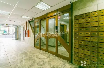 Apartamento com 1 quarto à venda na avenida senador salgado filho, 359, centro histórico, porto alegre, 18 m2 por r$ 110.000