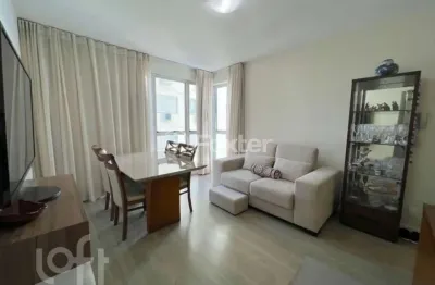 Apartamento com 2 quartos à venda na rua almirante lamego, 747, centro, florianópolis, 77 m2 por r$ 999.000