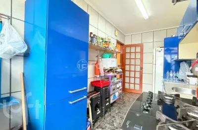 Apartamento com 3 quartos à venda na avenida benno mentz, 13, vila ipiranga, porto alegre, 80 m2 por r$ 340.000