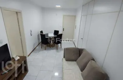 Apartamento com 1 quarto à venda na rua pinheiro machado, 1540, centro, caxias do sul, 45 m2 por r$ 360.000