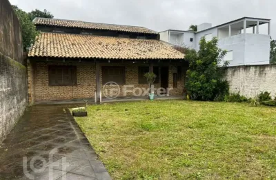 Casa com 3 quartos à venda na rua primeiro de maio, 344, partenon, porto alegre, 150 m2 por r$ 399.000