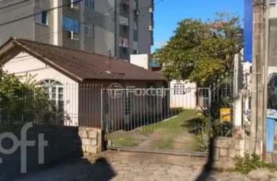 Casa com 3 quartos à venda na rua salomé damázio jacques, 22, trindade, florianópolis, 130 m2 por r$ 1.750.000