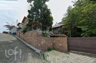 Casa com 8 quartos à venda na servidão joaquim soares, 279, itacorubi, florianópolis, 360 m2 por r$ 1.499.000