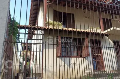 Casa com 3 quartos à venda na avenida doutor petrônio portella, 1415, parque santa fé, porto alegre, 267 m2 por r$ 850.000