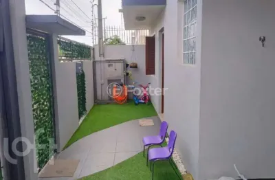 Casa com 3 quartos à venda na rua vereador adão da silva santos, 772, são josé, canoas, 109 m2 por r$ 562.000