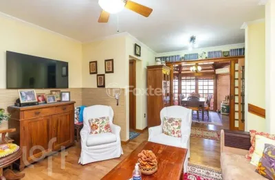 Apartamento com 2 quartos à venda na rua coronel paulino teixeira, 127, rio branco, porto alegre, 171 m2 por r$ 949.000