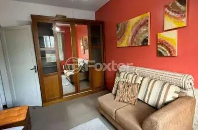 Apartamento com 2 quartos à venda na rua tiradentes, 318, independência, porto alegre, 74 m2 por r$ 300.000