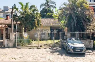 Casa com 3 quartos à venda na avenida teixeira mendes, 514, chácara das pedras, porto alegre, 161 m2 por r$ 1.216.000