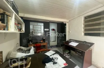 Casa com 1 quarto à venda na rua visconde do rio branco, 232, floresta, porto alegre, 60 m2 por r$ 240.000
