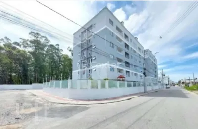 Apartamento com 2 quartos à venda na rua giovanni pisano, 500, aririu, palhoça, 55 m2 por r$ 330.000