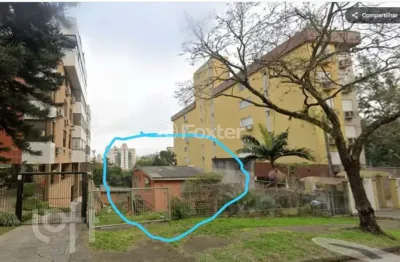 Casa com 3 quartos à venda na rua isidoro tressi, 568, jardim botânico, porto alegre, 280 m2 por r$ 575.000