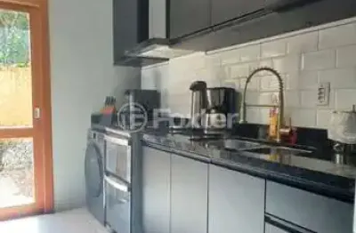 Casa em condomínio fechado com 2 quartos à venda na rua octávio de souza, 929, teresópolis, porto alegre, 127 m2 por r$ 395.000