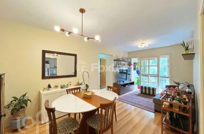 Apartamento com 2 quartos à venda na rua ângelo crivellaro, 565, jardim do salso, porto alegre, 71 m2 por r$ 275.500