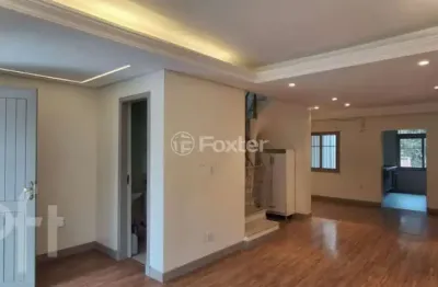 Casa com 3 quartos à venda na rua claudio da silva pinto, 612, espírito santo, porto alegre, 199 m2 por r$ 635.000