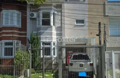 Casa com 3 quartos à venda na rua professor leopoldo tietbohl, 285, jardim itu sabará, porto alegre, 177 m2 por r$ 1.250.000