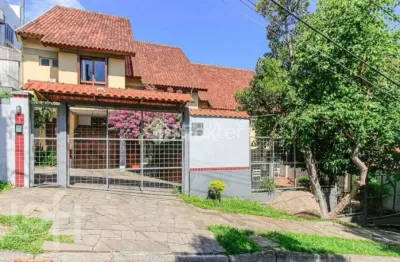 Casa em condomínio fechado com 2 quartos à venda na rua santa vitória, 369, tristeza, porto alegre, 127 m2 por r$ 532.000