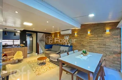 Casa em condomínio fechado com 2 quartos à venda na rua santa vitória, 369, tristeza, porto alegre, 144 m2 por r$ 689.000