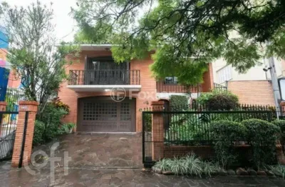 Casa com 4 quartos à venda na rua eudoro berlink, 599, auxiliadora, porto alegre, 280 m2 por r$ 2.500.000