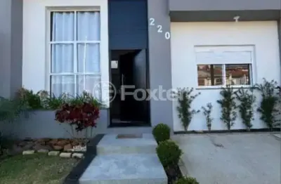 Casa com 2 quartos à venda na rua nestor josé nitschke, 220, guarujá, porto alegre, 130 m2 por r$ 745.000