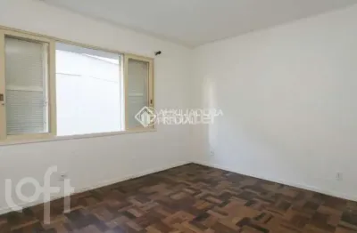 Apartamento com 2 quartos à venda na rua santa cecília, 1315, rio branco, porto alegre, 51 m2 por r$ 230.000